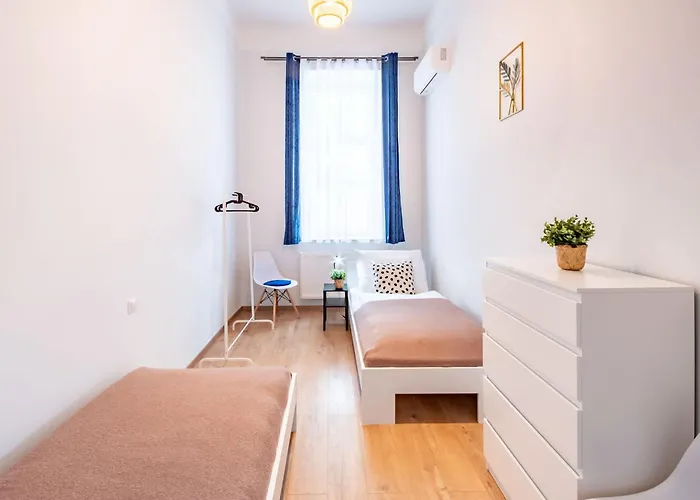 Central- Quiet - Comfy *