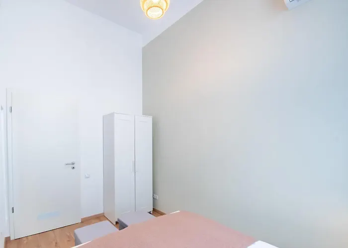 Central- Quiet - Comfy *