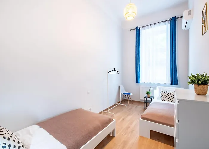 Central- Quiet - Comfy Apartament *